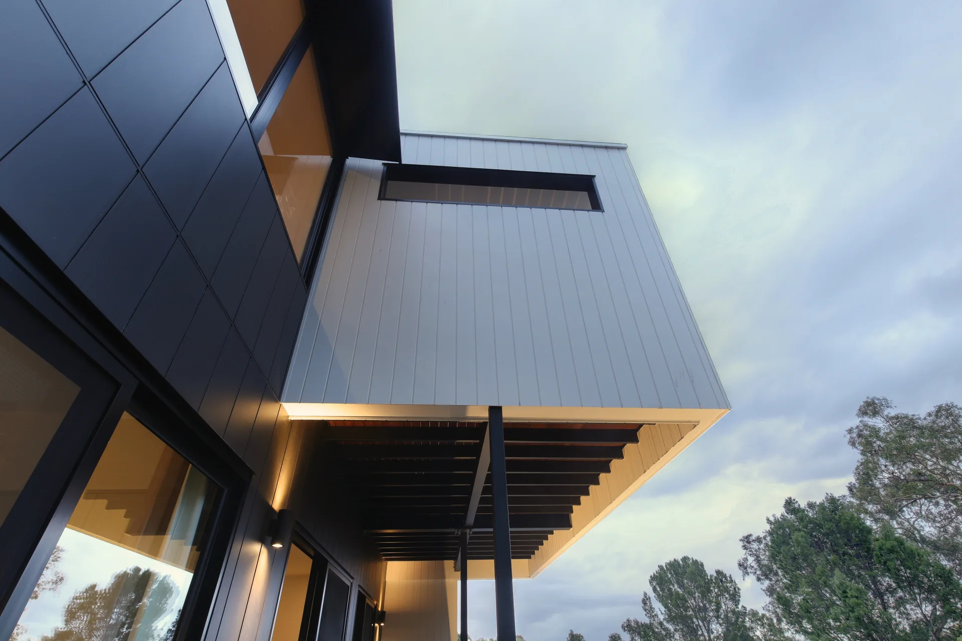 Stonyfell walk-in robe